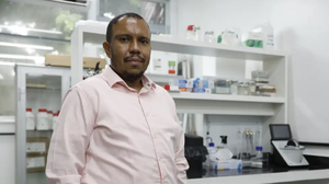 Cientistas brasileiros são premiados por pesquisas sobre Alzheimer