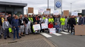 Partido Marxista-Leninista da Alemanha denuncia plano da Volkswagen para cortar até 100 mil empregos
