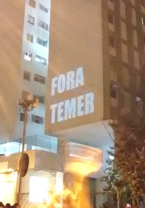 Em São Paulo, 100 mil pessoas tomam as ruas contra o golpe