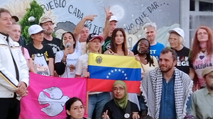 Venezuela recebe brigada internacional em ato de solidariedade pela paz em Ciudad Tiuna