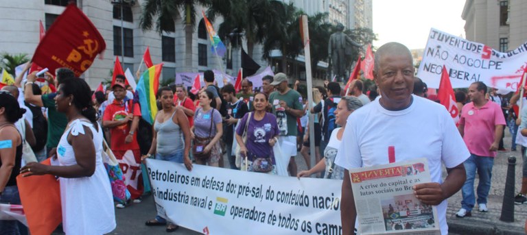 Inverta presente na luta democrática