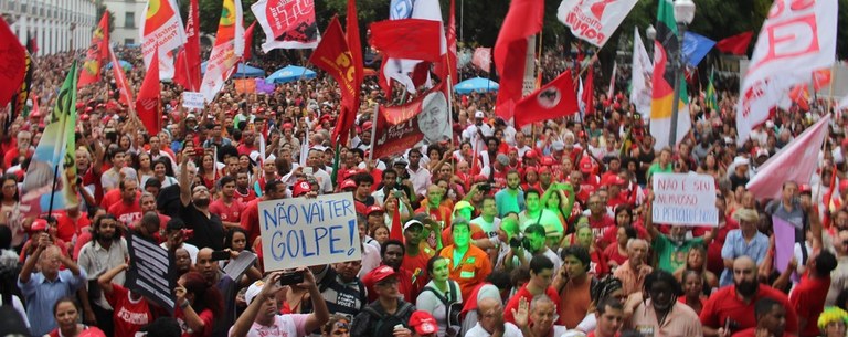 Trabalhadores rechaçam golpistas