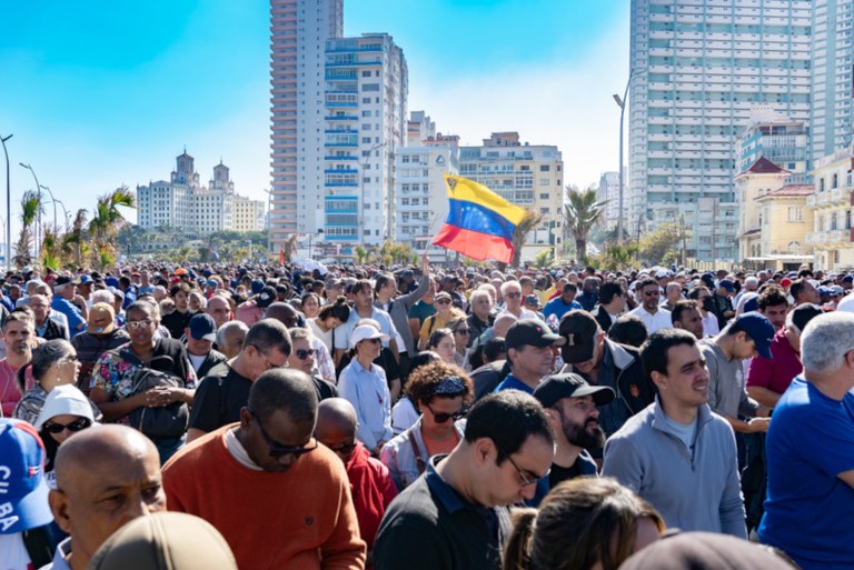 Cuba se solidariza com a Venezuela 2