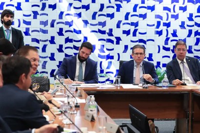 p2 Congresso Nacional como adversário do Executivo