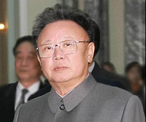 Salve o 74º Aniversário de Nascimento do Estimado Camarada Kim Jong Il! 