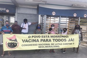 Contra o genocídio do Povo Brasileiro, Vacina já para todos!