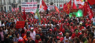 Ato contra o golpe e em defesa da democracia no Rio