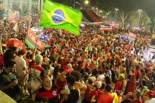 Lula X Bolsonaro - Uma escolha entre a civilização e a barbárie