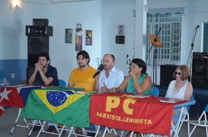 Mesa de lançamento do livro Crise do Capital em Marx