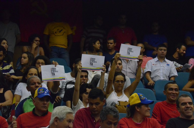 Solidariedade com a Revolução Bolivariana