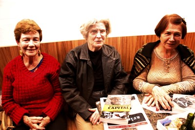 As Profª Otília, Nancy Rocha e Margarida Meressi (Núcleo da Casa das Américas de Nova Friburgo/RJ)