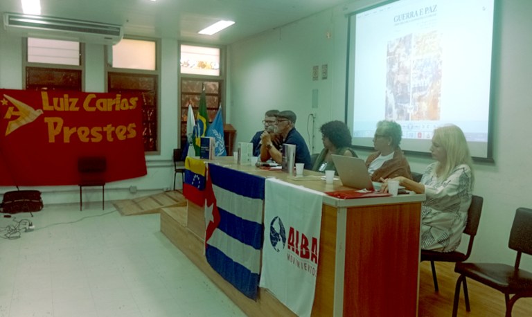 Lançamento "Guerra e Paz" do Dr Aluisio Belivaqua